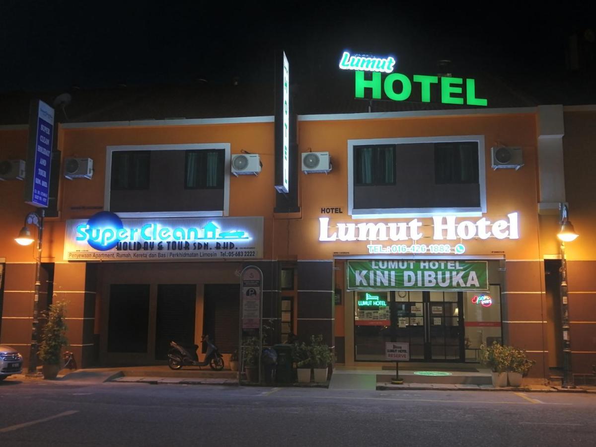 Lumut Hotel Bagian luar foto